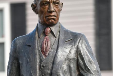 Statue of Carter Woodson 